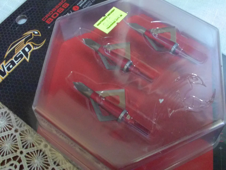 NEW Wasp Crossbow BOSS 3 Blade Broadhead, 100 Grain 3 Pack - BOW HUNTING - Image 3 of 4