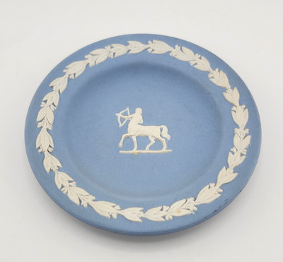 WEDGWOOD Mini Cameo White Blue Trinket Dish Plate Centaur Mark Mayson Signed