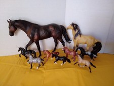 Breyer Horse Lot set of 9 Variety color sizes