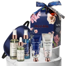 Christmas Tumbler Gift Basket for Women Candle Socks Bath Spa