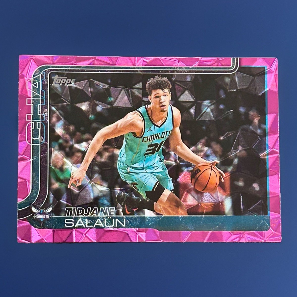Tidjane Salaun Pink Diamante Foil SP 2025-26 Topps #71 | eBay