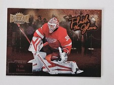 2022-23 Skybox Metal Universe - Flash the Glove Ville Husso #FL-19