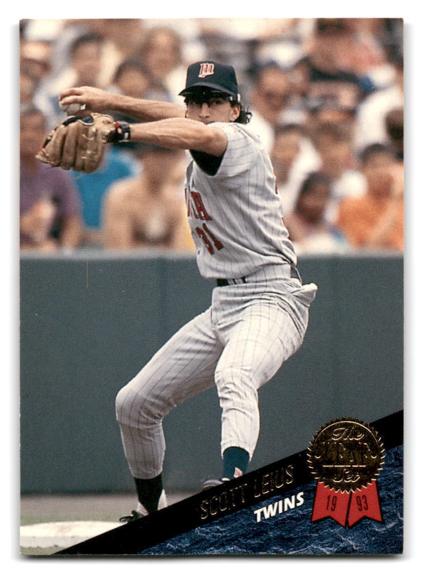 Scott Leius 1993 Leaf #208 Minnesota Twins BASEBALL