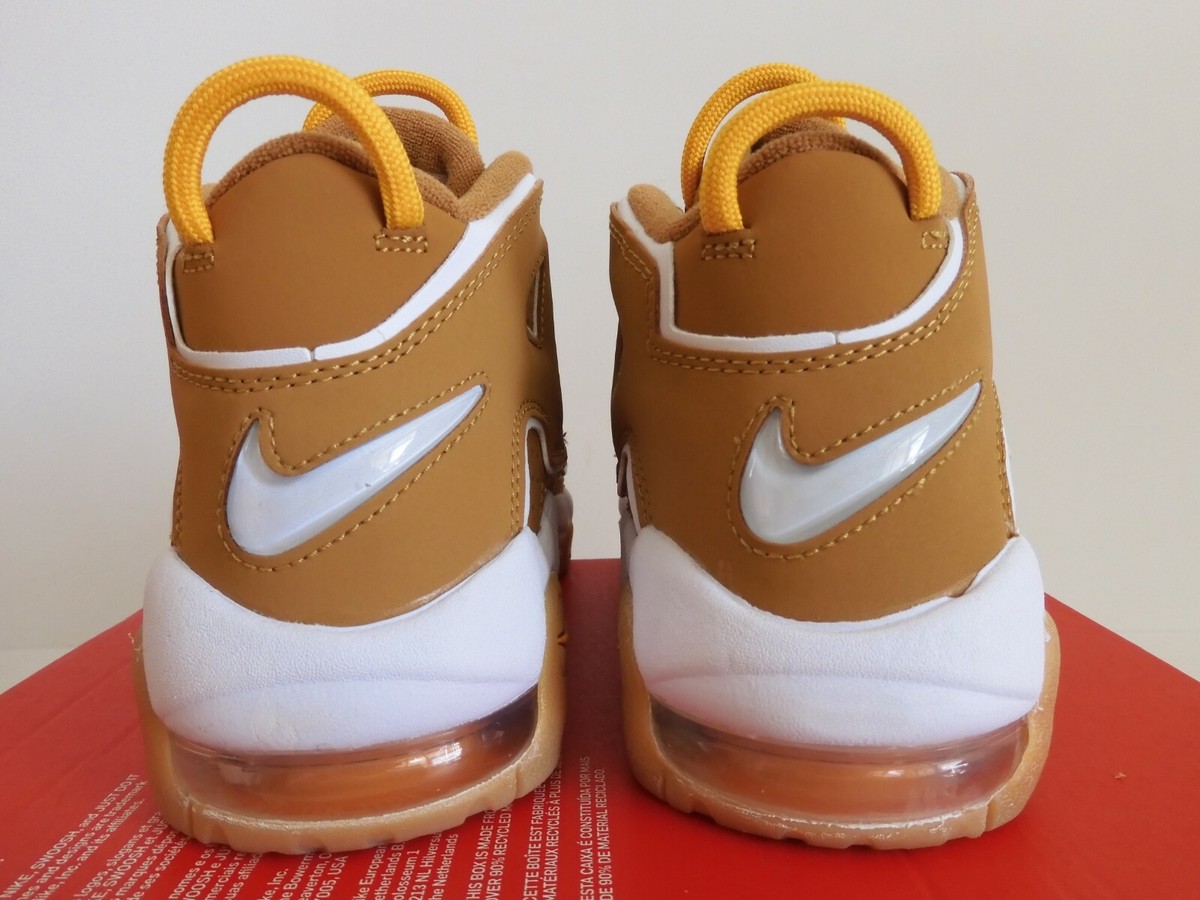 NIKE AIR MORE UPTEMPO (GS) WHEAT-WHITE-POLLEN SZ 5.5Y [DQ4713-700