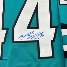 Maillot San Jose Sharks SIGNÉ – Vlasic, Karlsson, Joe Pavelski – NHL