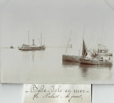 FRANKREICH, Schöne Insel im Meer im Jahr 1903. 