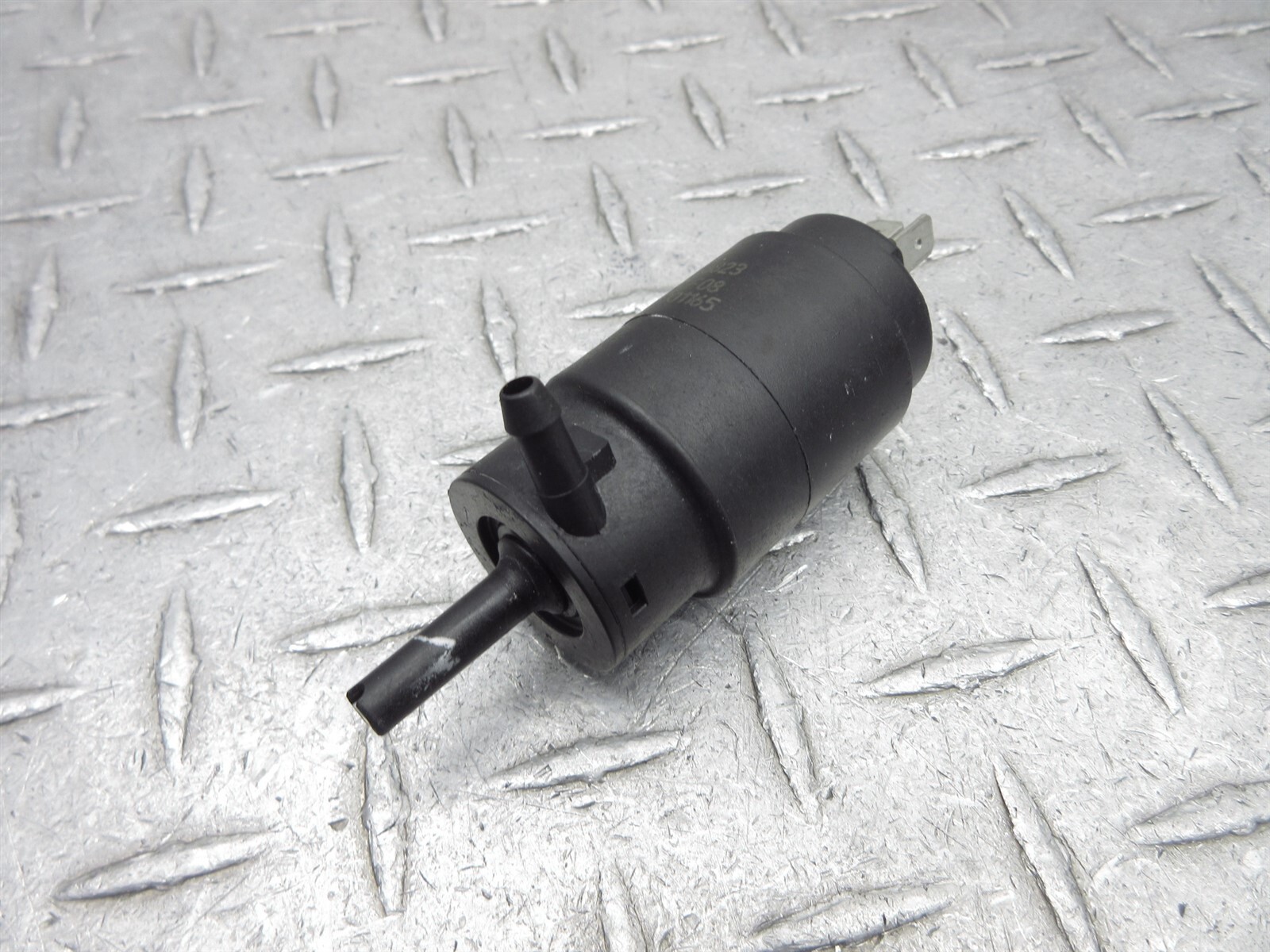 2008 Ferrari F430 Spider 68740000 Headlight Washer Fluid Pump Assembly