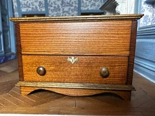 Dolls house miniature 1:12 ARTISAN wooden chest blanket box ottamon