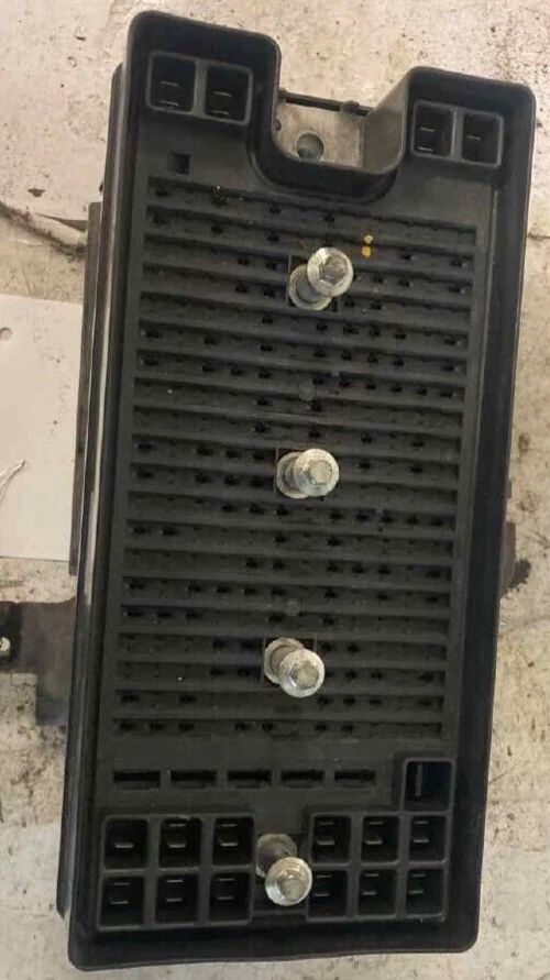 Ford Mustang 2005-2006 caja de fusibles caja de fusibles módulo de relé original OEM Foto 3 de 4