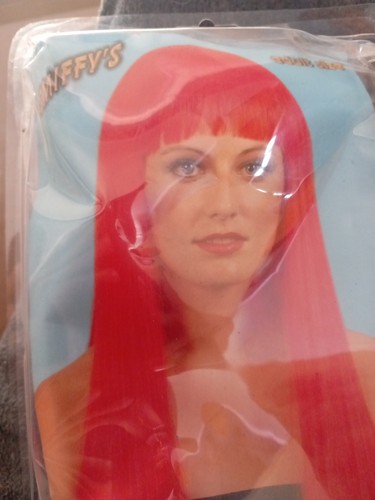 Red Cher Vamp Diva Long Fringed Fancydress Costume Cosplay Wig Hairpiece - Picture 2 of 3
