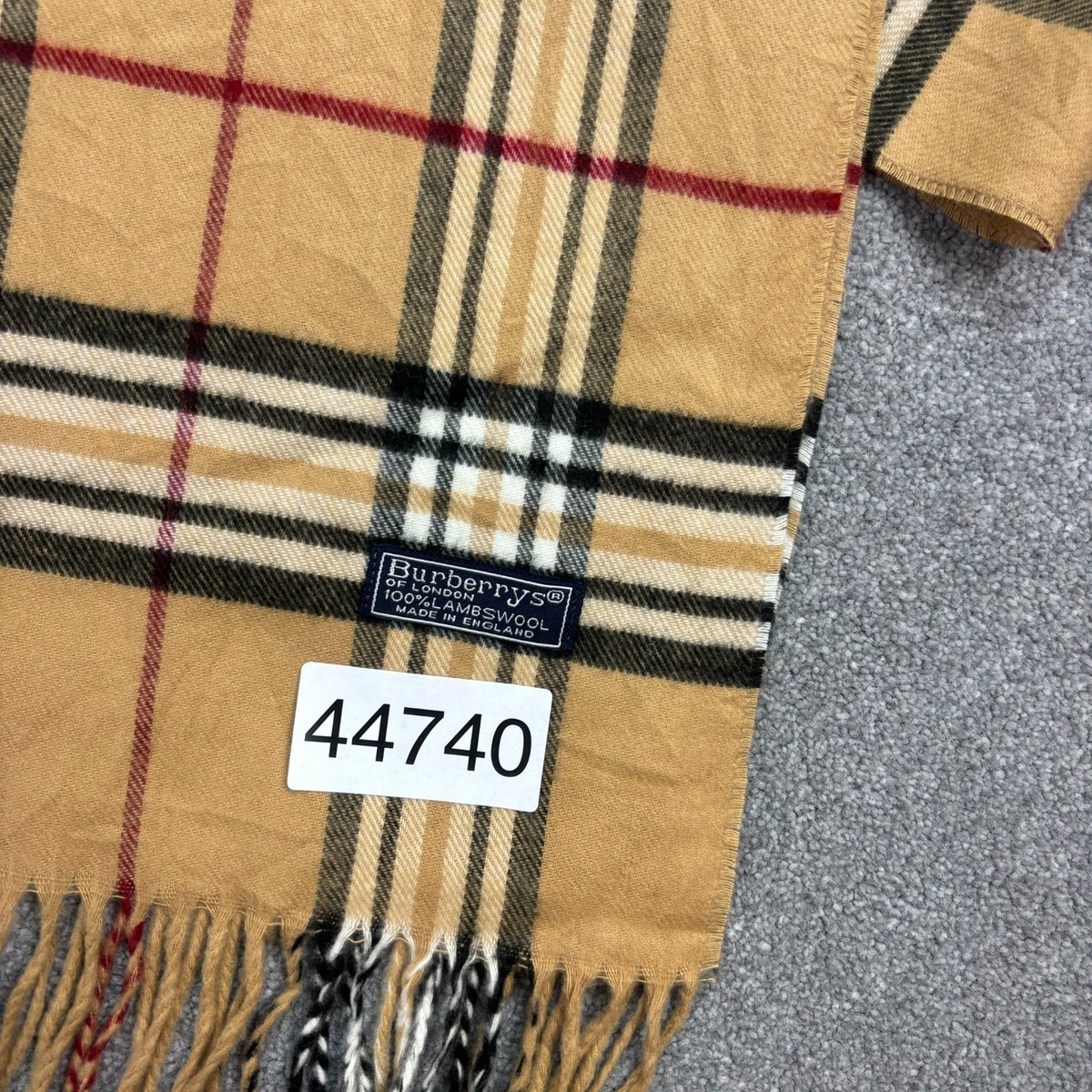 Burberry London Scarf 54x11 Inches Beige Nova Check 100% Lambswool