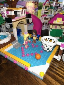 LEGO FRIENDS: Heartlake City Pool (41008) 100% Complete, w/manuals, no box
