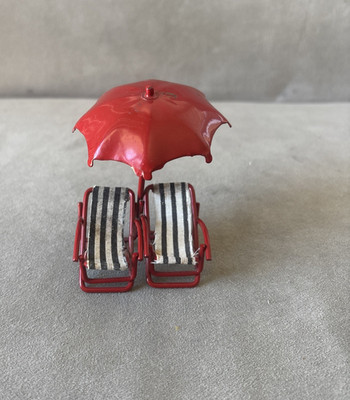 MINIATURE DOUBLE SEATED BEACH CHAIR(S) w/ UMBRELLA for DOLLHOUSE or FAIRY GARDEN