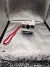 Polaroid Go Analog Instant Mini Camera Generation 2 009035 