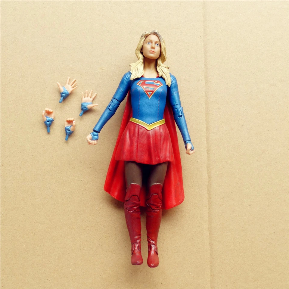 DC Collectibles SUPERGIRL ACTION FIGURE CW TV Series action Figure w hands 6.75" - Image 3 of 4