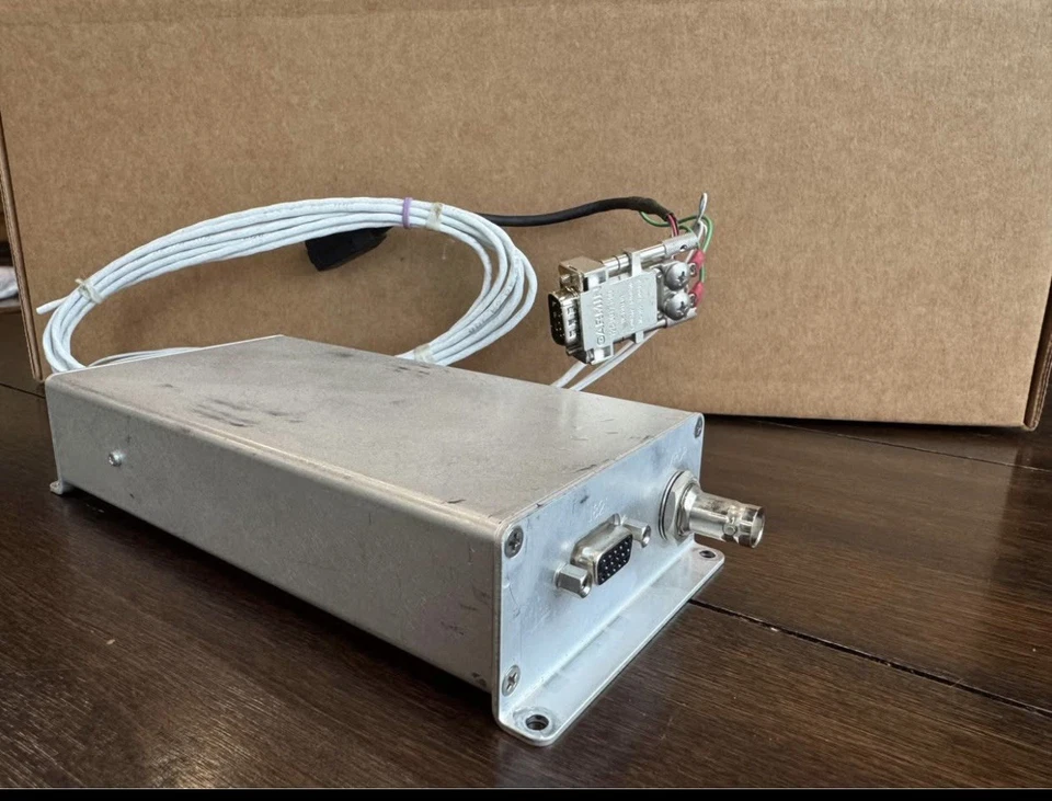 Garmin GDL-82 ADS-B Out UAT Datalink Transceptor P/N 011-03946-60 (0725-1320) Foto 3 de 4