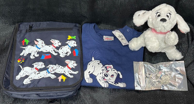 101 Dalmatians Super Set: Carry Bag, Toddler Shirt, Plushie, Mini PVC Figures