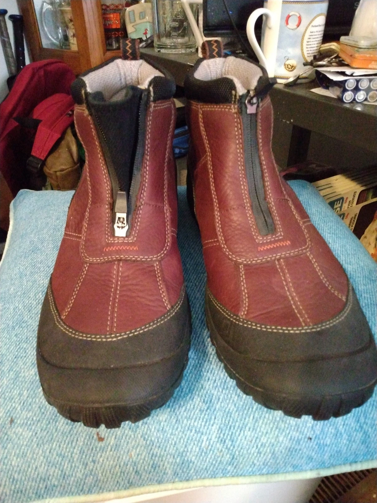 Clarks Leather Duck Boots Men's Size 13M Waterproof Muckers Hiking 13291