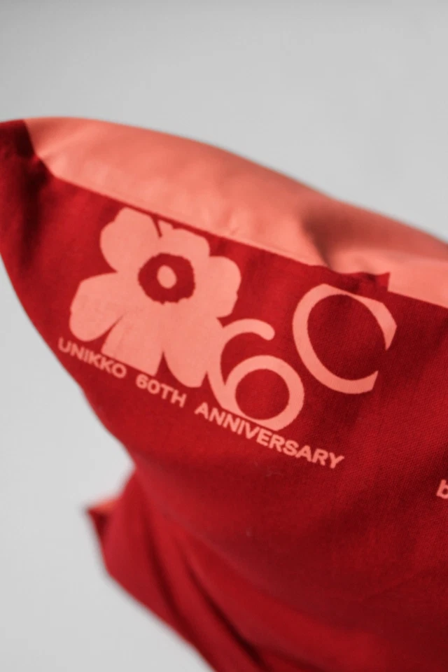 Funda Almohada Marimekko Edición Limitada "Unikko" 60 Aniversario 43x37cm Foto 2 de 4