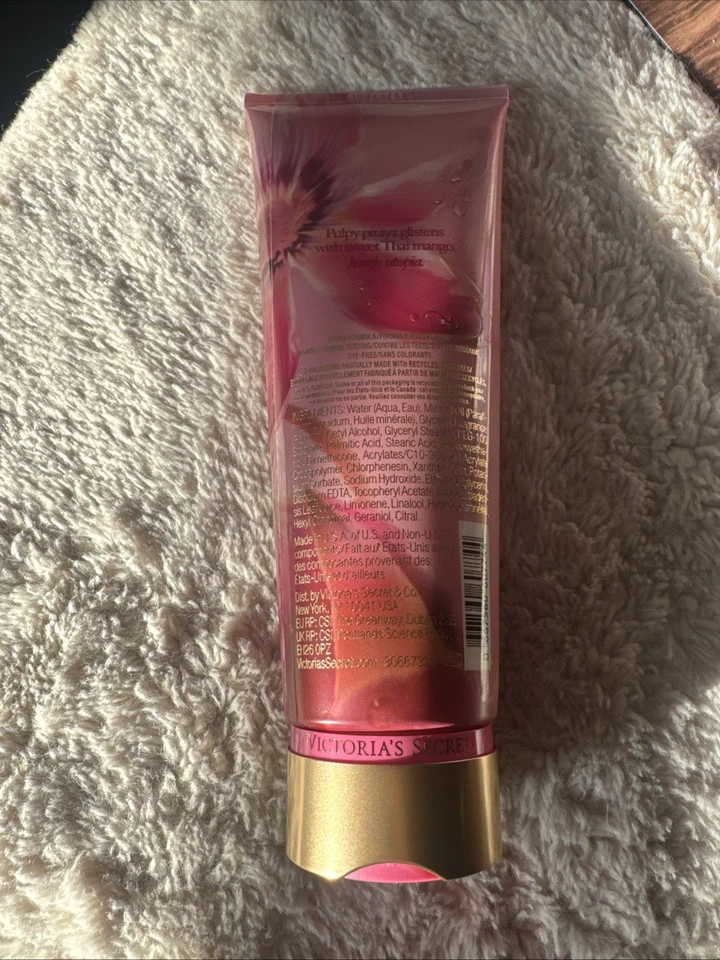 Victoria's Secret Dewy Dragonfruit Nectar Fragrance Body Lotion Moisturizer 8 oz - Image 2 of 3