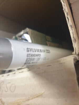 SYLVANIA F25W/ 28'' /133 COOL WHITE Leuchtstofflampen T8 690  x 26mm cool weiß