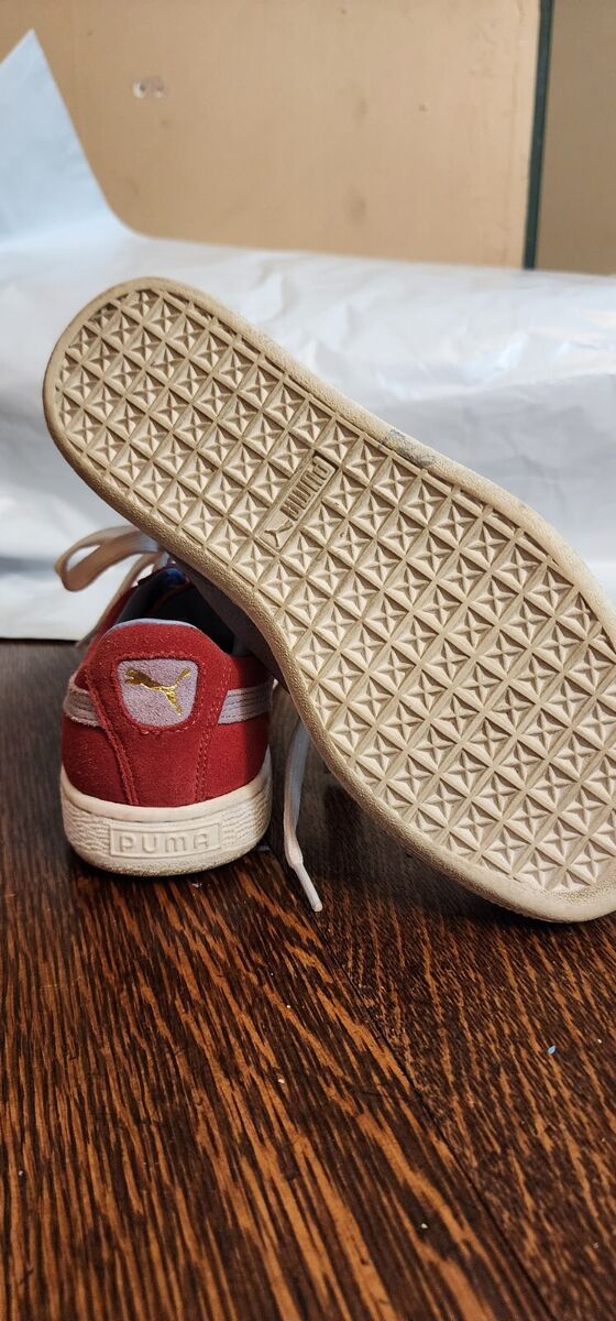 VTG 90's Puma Red Suede Low top Sneakers Made in Taiwan Size VTG 90's Puma Red Suede Low top Sneakers Made in Taiwan Size