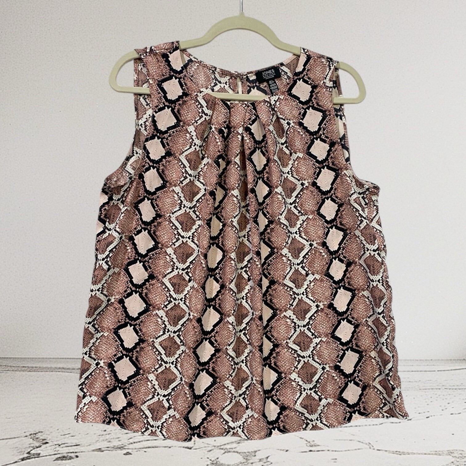 Jones New York Signature Snakeskin Print Top Women’s Large Holiday Party Career