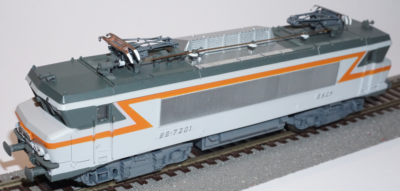 LIMA 208111 HO LOCOMOTIVE ELECTRIQUE SNCF BB-22305 - Boutique Loisir et