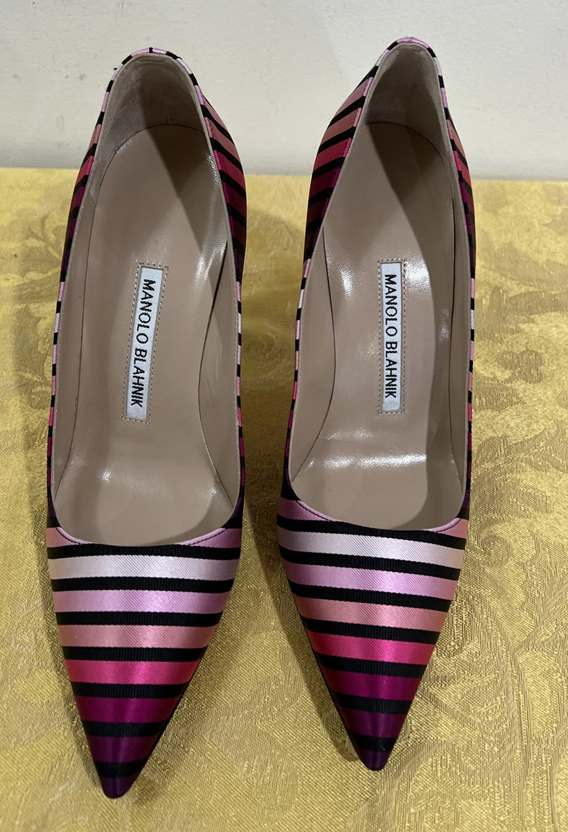 Bb pointy deals toe pump