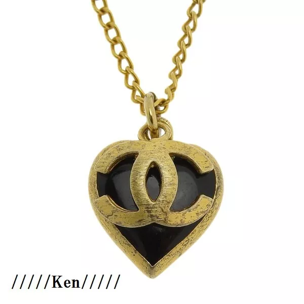 Chanel necklace cc on sale black