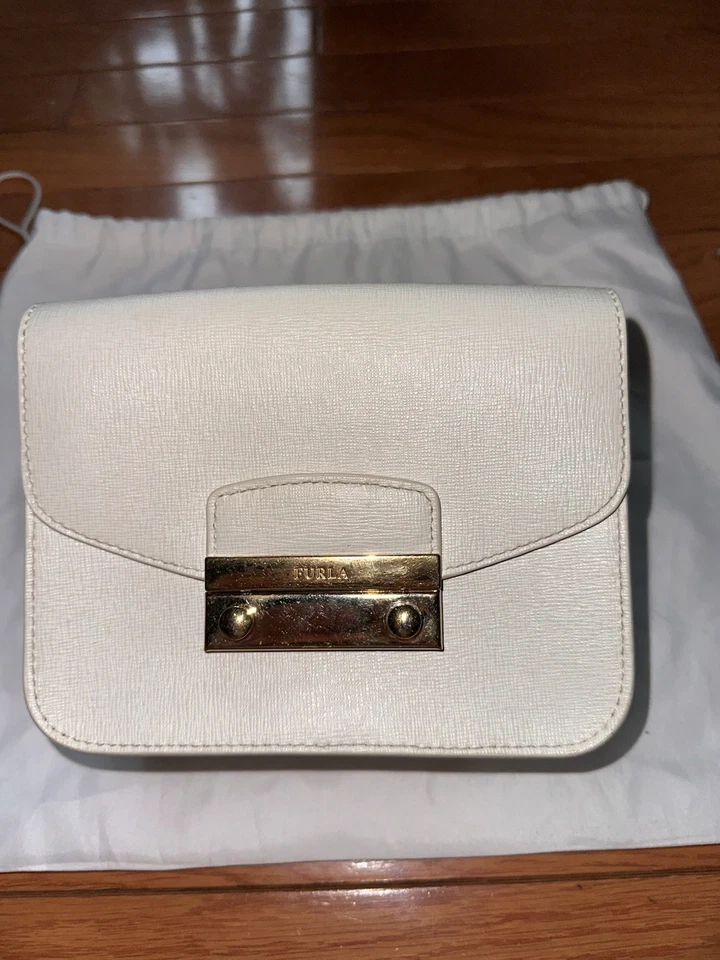 bolsa tiracolo feminina furla - Imagem 2 de 4