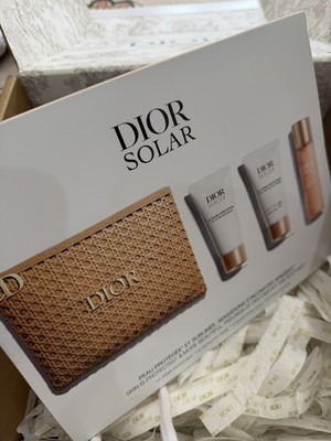 Neu Dior Solar Travel Essential Set + 6 Miniaturartikel Geschenk Mini Lippenstift & mehr