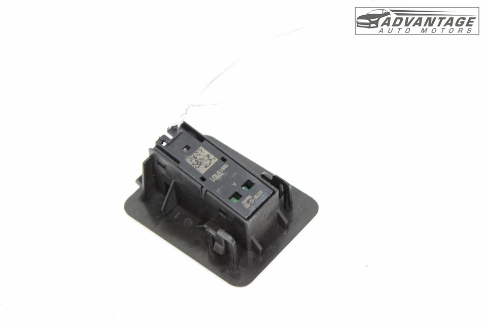 2024-25 GMC SIERRA 2500 HD DOBLE CABINA TABLERO DERECHA GUANTERA LUZ CORTESÍA LÁMPARA OEM Foto 3 de 4