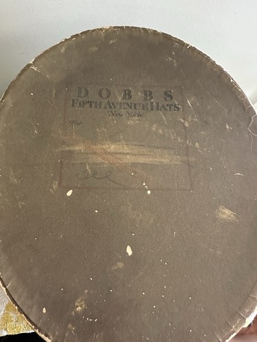 Rare Oval Vintage Dobbs Fifth Avenue Hat Box New York 14.5"x12.5" - Picture 16 of 18