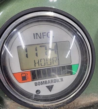 OEM 2002 02 GTX DI 947 951 MULTI INFO LCD GAUGE 278001708 117.4 HOURS S101-7