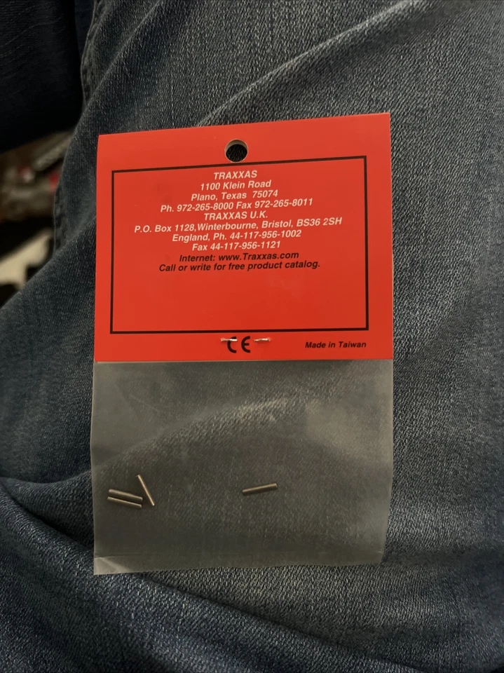 Traxxas 2754 Stub Axle Pins (4) - Image 3 of 3