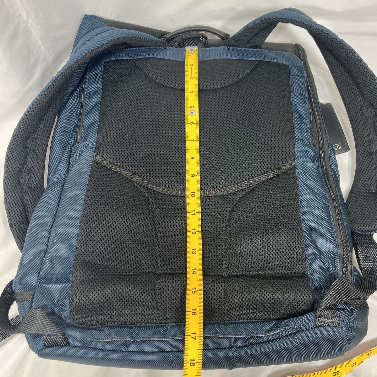 TUMI 232388NVY ALPHA BRAVO LONDON ROLL TOP BACKPACK Navy TUMI 232388NVY ALPHA BRAVO LONDON ROLL TOP BACKPACK Navy