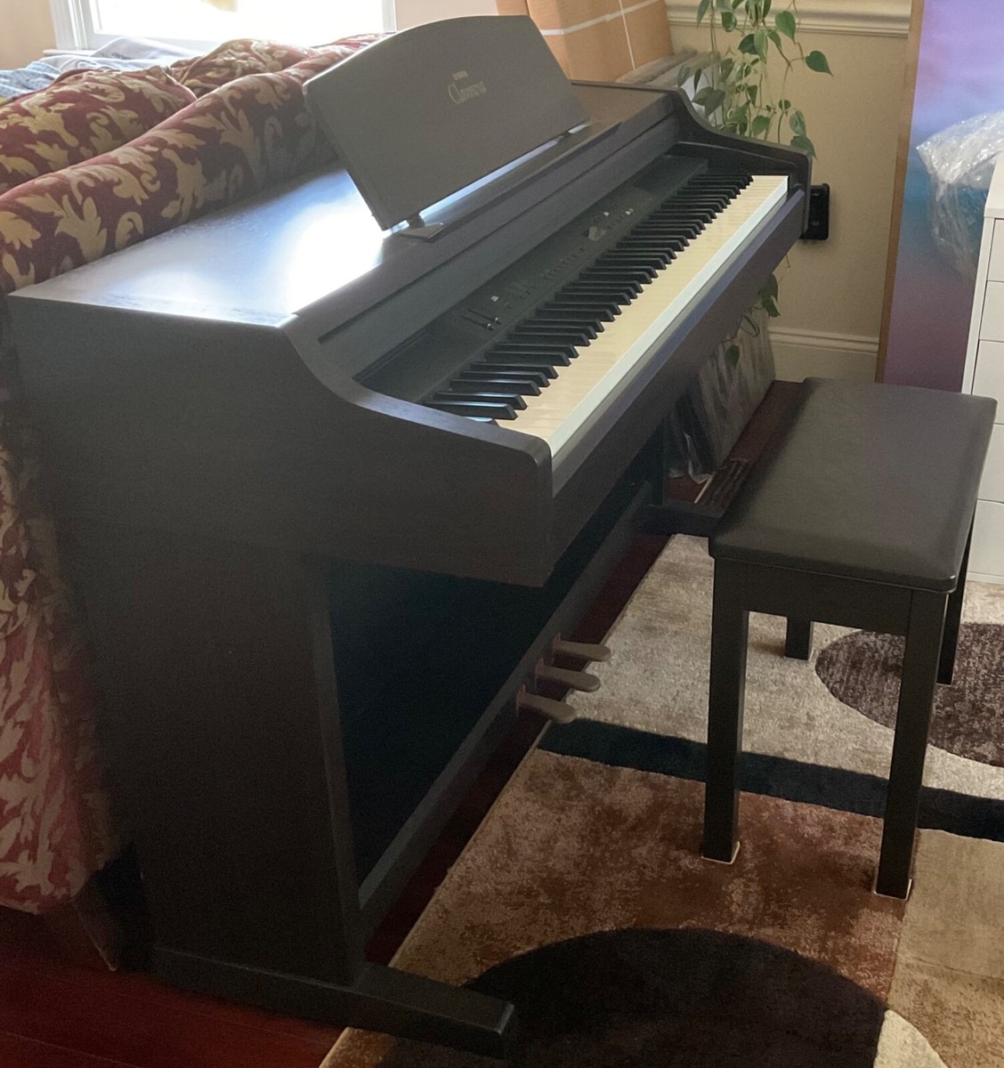 YAMAHA Clavinova CLP-560 ピアノ　s(840) Yamaha Clavinova CLP-840 Digital Piano and stool in rosewood