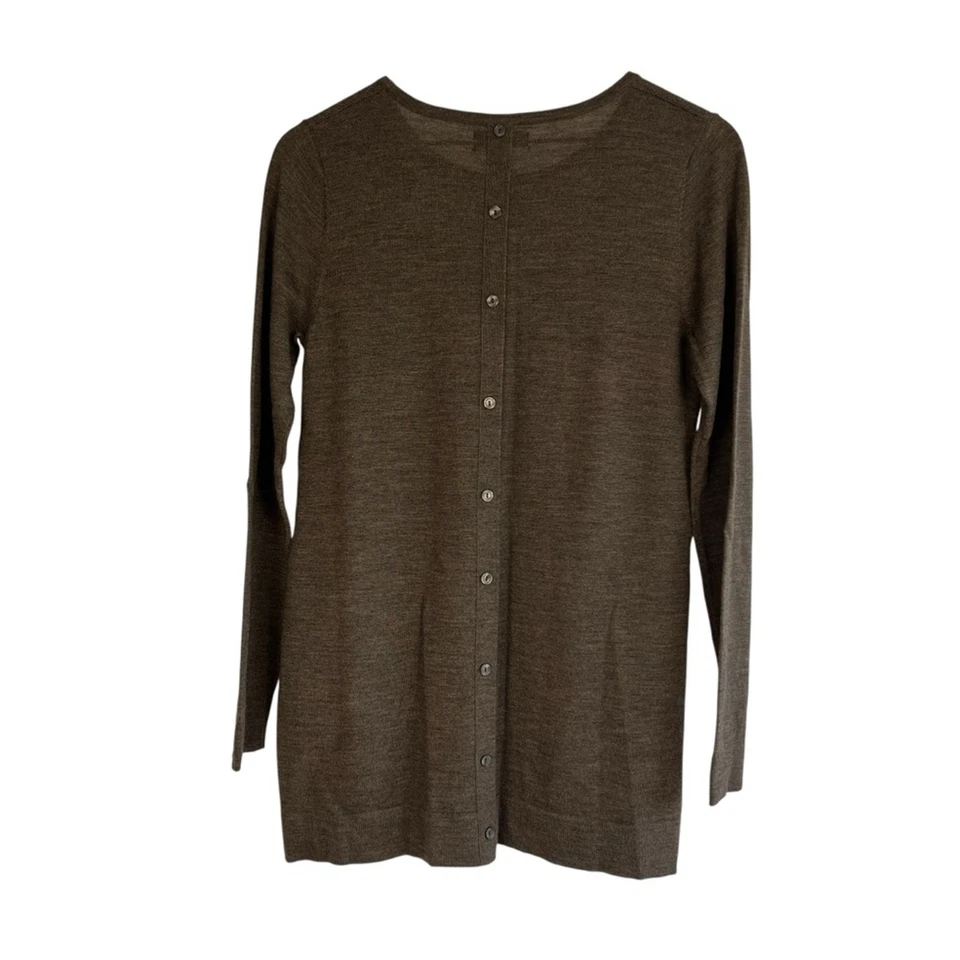 Suéter túnica de lana merino fina marrón M M M imitación botón texturizado WILLI SMITH para mujer Foto 2 de 4