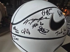 2025-2026 Iowa Hawkeye Men's Team Signed Basketball 