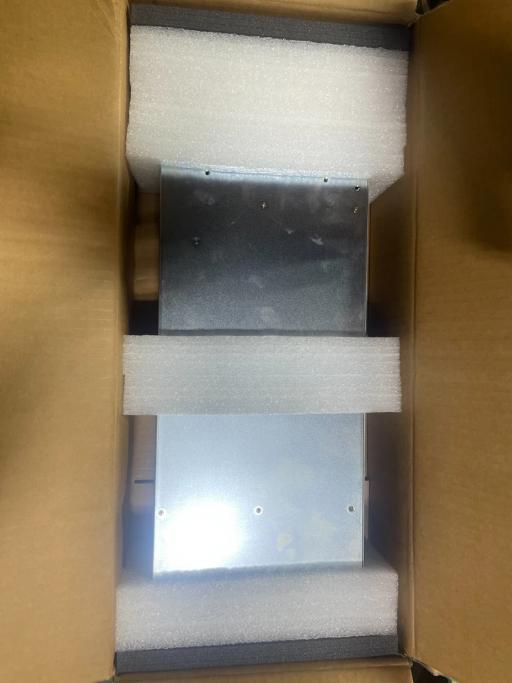 Nova saída MeanWell RST-5000-48 220VAC entrada 48VDC - Imagem 3 de 4