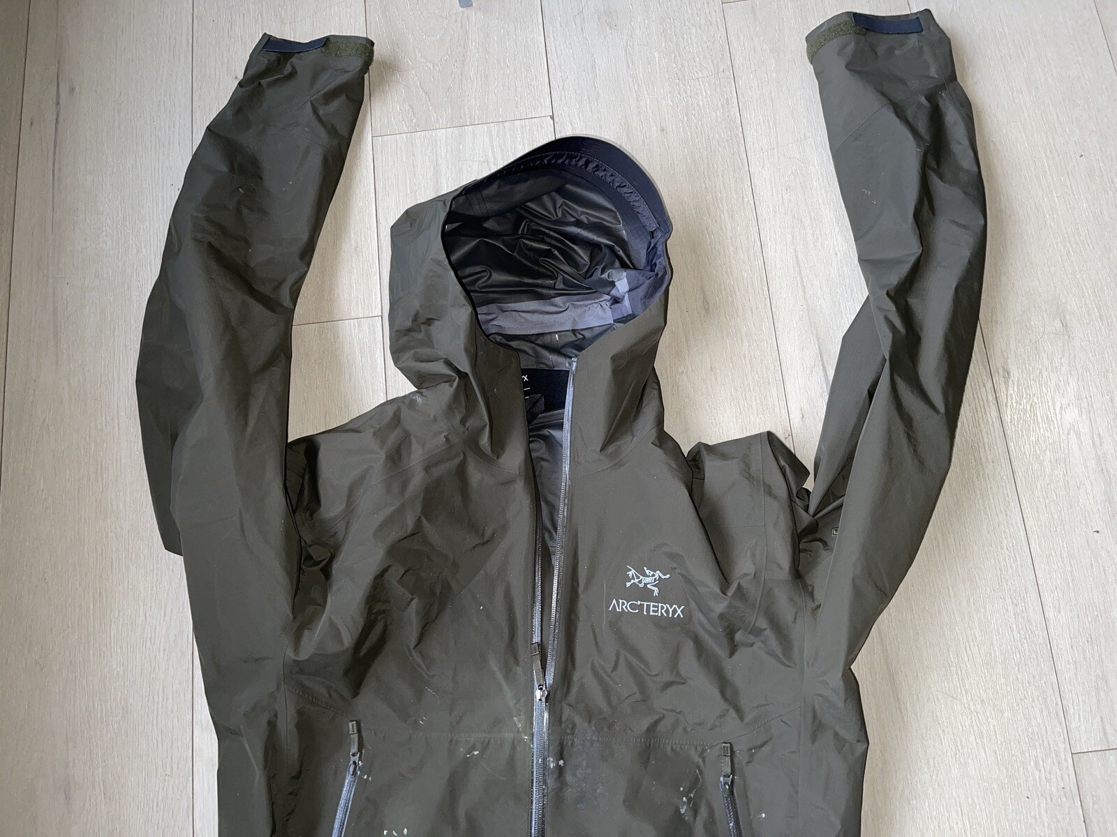 Arcteryx  ZETA  SL Mountain Ski Snow Hiking Men&rsquo;s Jacket Sz L GreenCAMO   AS IS