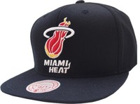 Mitchell & Ness Miami Heat HW051 Wool Solid Black Snapback Cap Kappe Basecap