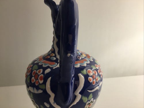 Vintage Turkish Gumuscini Kutahya Pottery Attractive Highly Decorative Ewer - Imagen 8 de 10