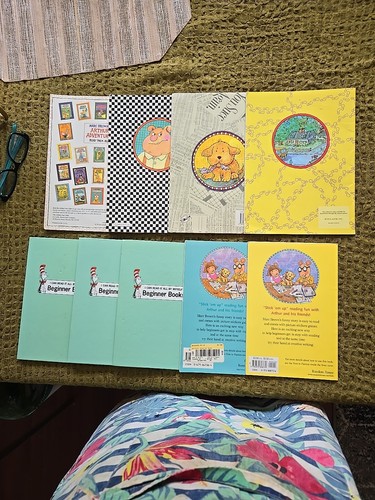 Mixed lot 10 Arthur Picture & Beginner Books Marc Brown 4 duplicates, classroom? - Picture 2 of 10