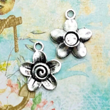 10 pieces - Antique Silver Flowers Tibetan Silver Charms Pendants Dangle W319