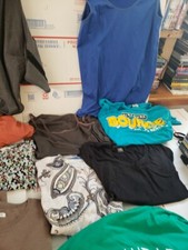 Lot Of 18 Vintage BULK CLOTHING RESELLER WOMENS MENS KIDS TOPS BOTTOMS T4 395