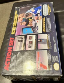 Nintendo NES Action Set Console Bundle Zapper Controllers Games Manuals Box
