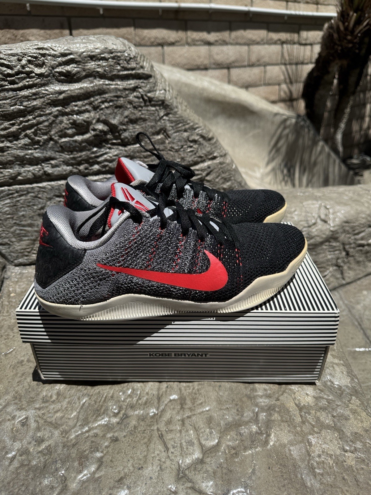 Nike Kobe 11 Elite Low Tinker Size 11.5 Pre-Owned with Box 822675-060