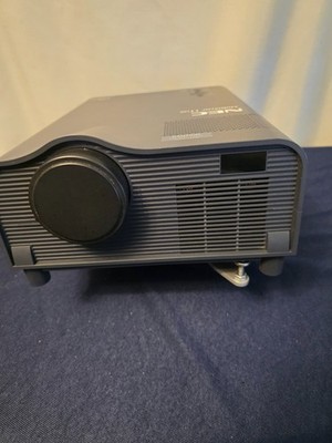 NEC Technologies Multi Sync LT100  Portable  Projector with remote